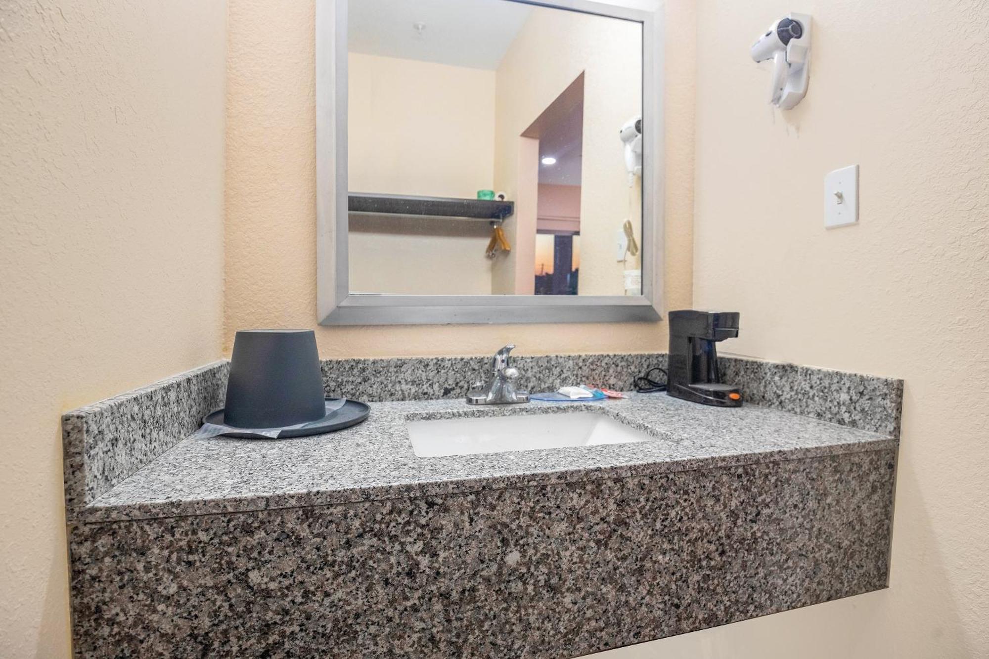 Oyo Hotel Adairsville Calhoun South I-75 외부 사진